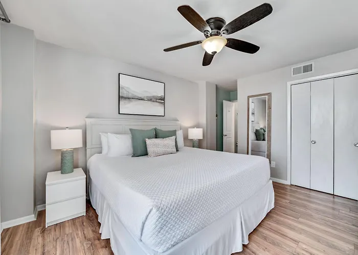 The Whaler Unit 3a Gulf Shores